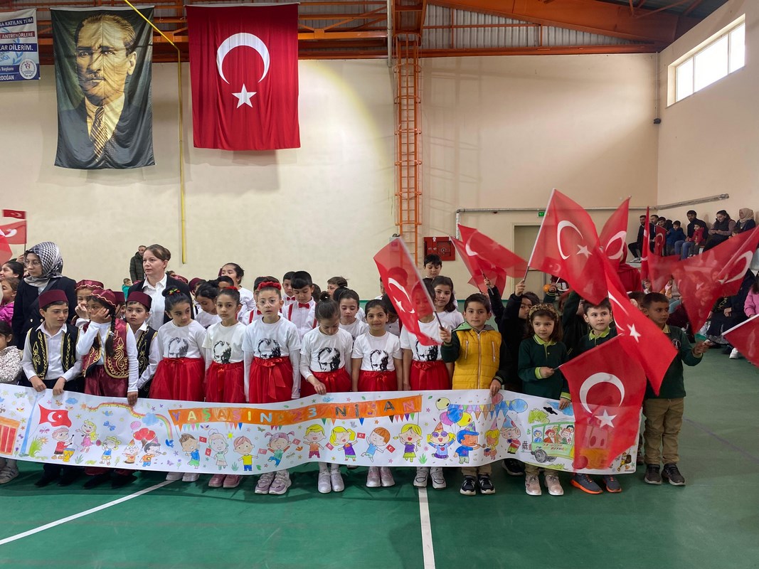 Arpaçay'da 23 Nisan Coşkulu Geçti